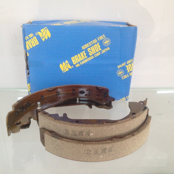 Bo thang sau camry.JPG